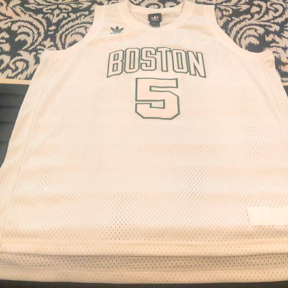 Boston Celtics! 🔥🔥Adidas NBA Jersey - Kevin Garnett Boston #5